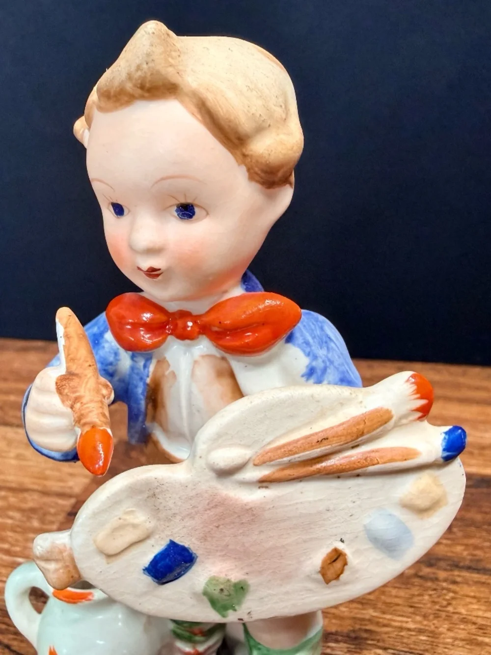 SONSCO Artist Boy Painting Figurine